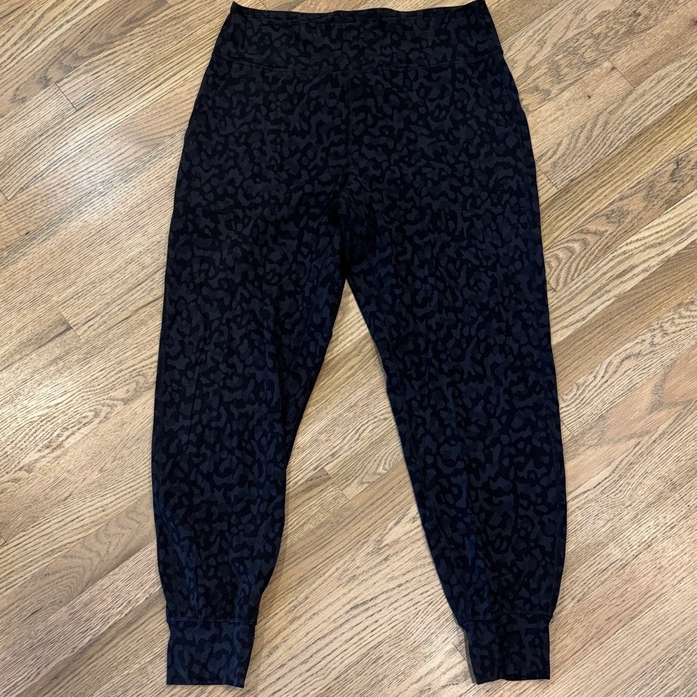 Lululemon align Black Leopard Print Joggers